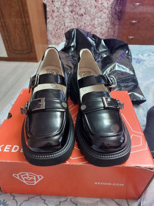 Туфли новые размер 36