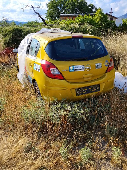 Opel Corsa на части