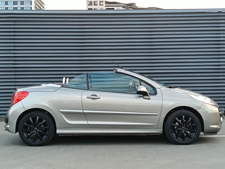 Peugeot 207 CC Cabrio 1.6 benzină - stare îngrijită