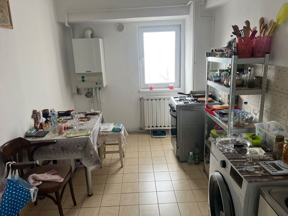 Vand ap cu 2camere decomandat