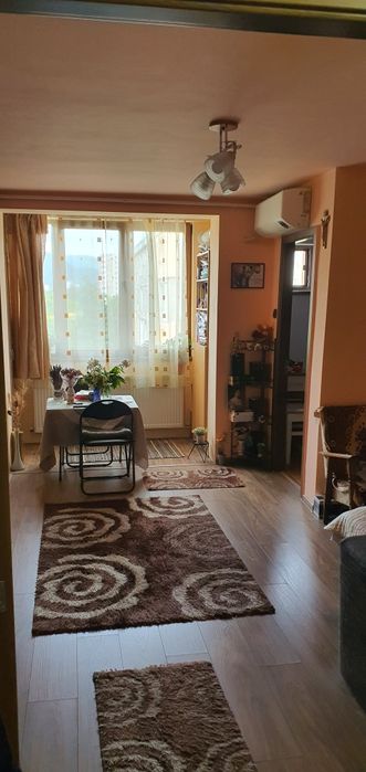 Vanzare garsoniera — fotografia 1