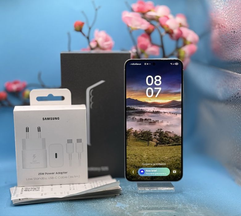 ГАРАНЦИОНЕН!!! Samsung Galaxy S25, 12GB RAM, 128GB, 5G, Icyblue + подарък оригинално зарядно