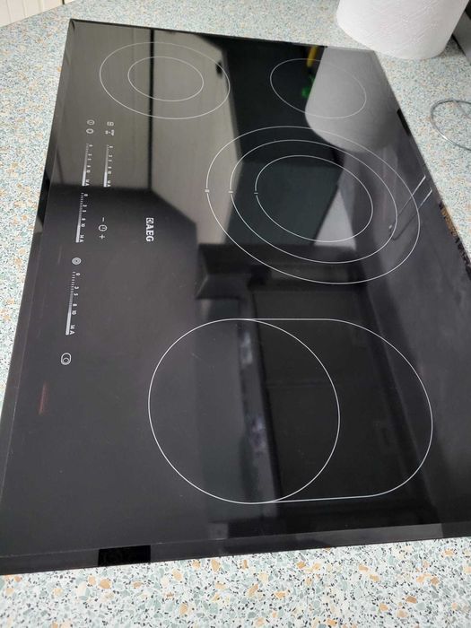 Cuptor si plita AEG.