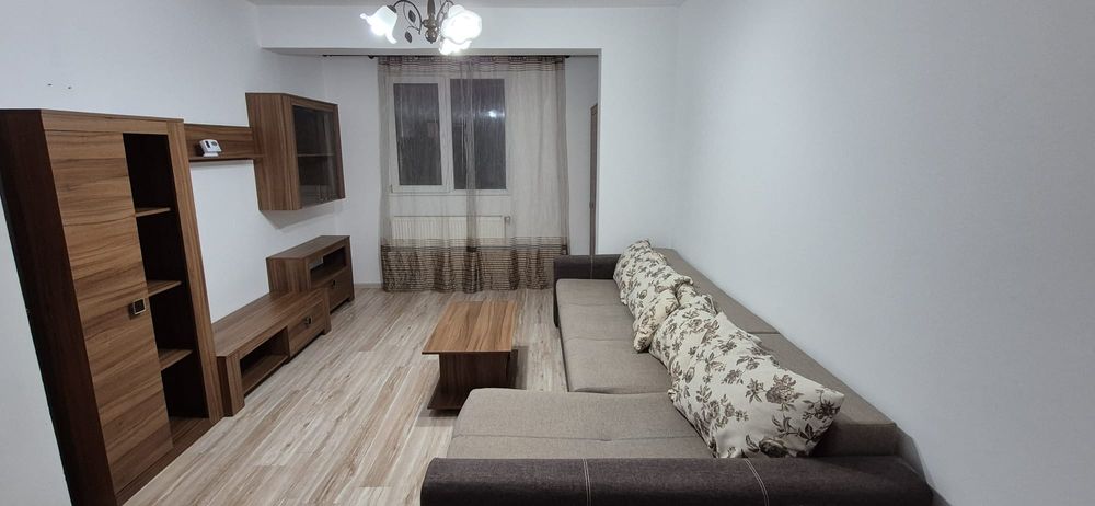 Proprietar,inchiriez ap 2camere,str.Biruinței,la 8min de pasarelă.