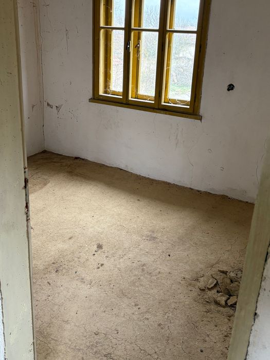 Продава се Къща в с. Малки Вършец, Област Габрово - 34 кв.м за 180 €/кв.м - Снимка #6