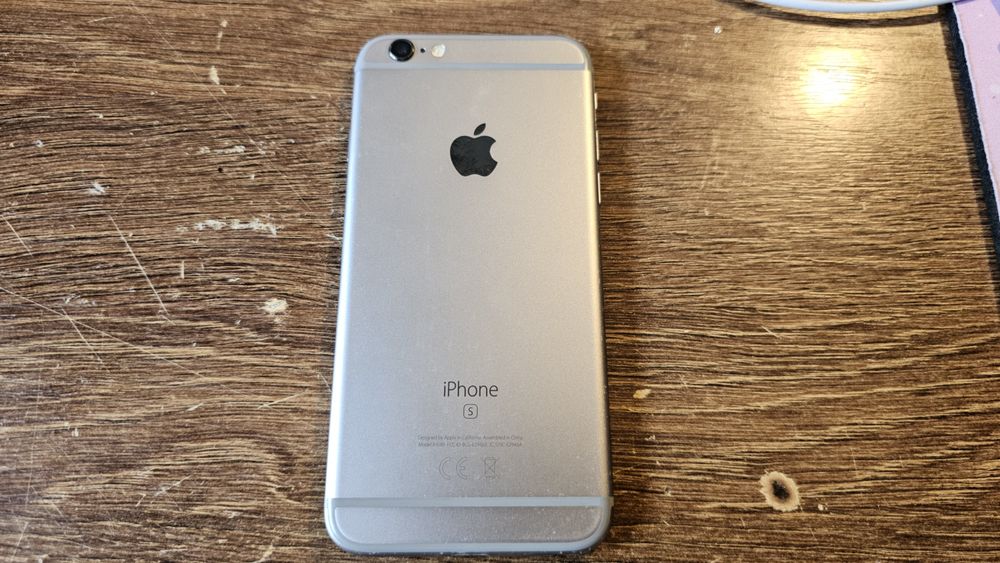iPhone 6s silver