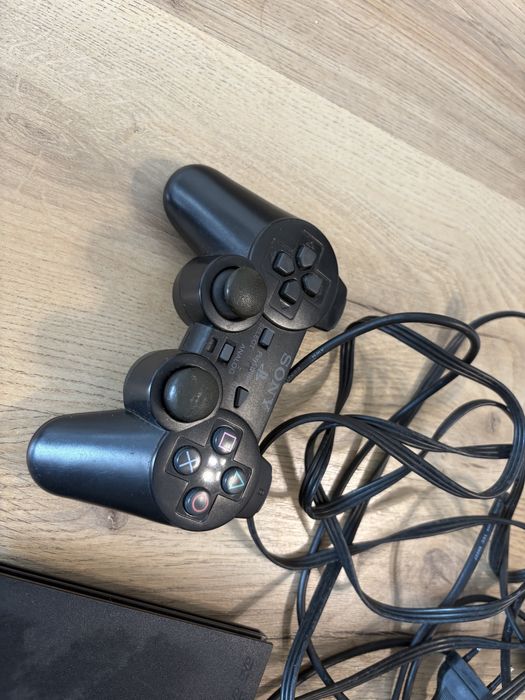 Playstation 2 с два джойстика