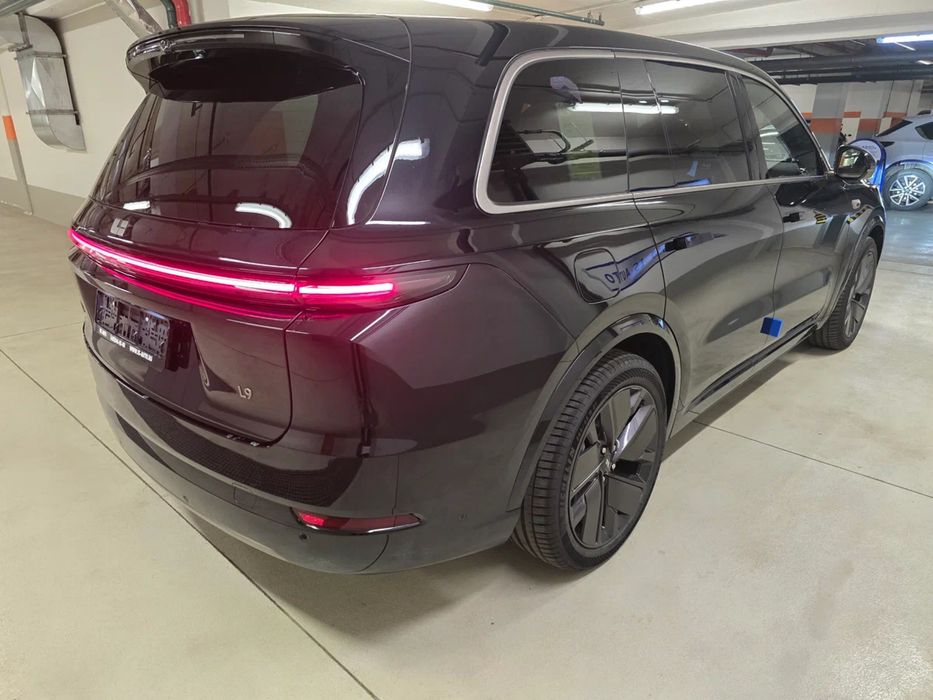 Продам Li 9 auto 2026 рестайлинг свой