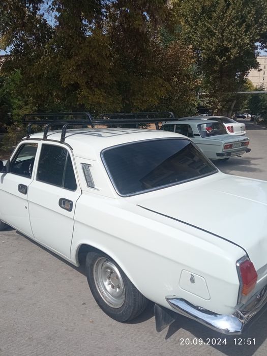 Продам срочно газ 2410 в хорошем состоянии