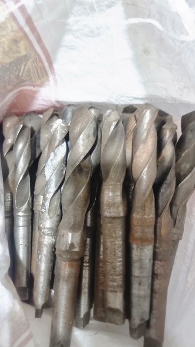 Charchagan sverlola sotiladi pichoq yasavchilaga kuznislaga