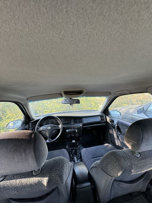 На части Opel Vectra B 1.8