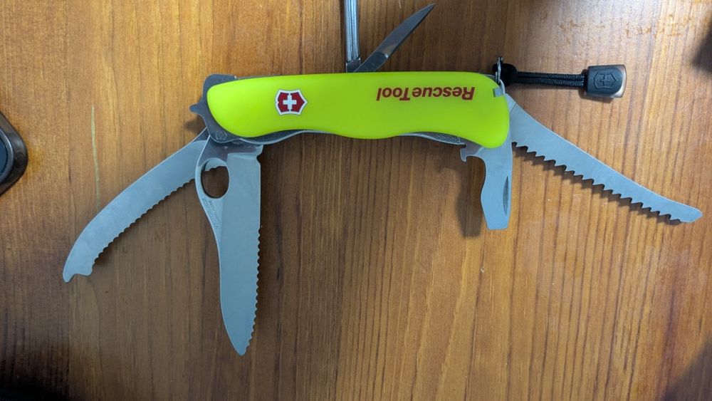 Victorinox Rescue Tool MW