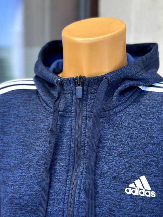 Мъжки суичър Adidas Climawarm - размер М, Отлично състояние