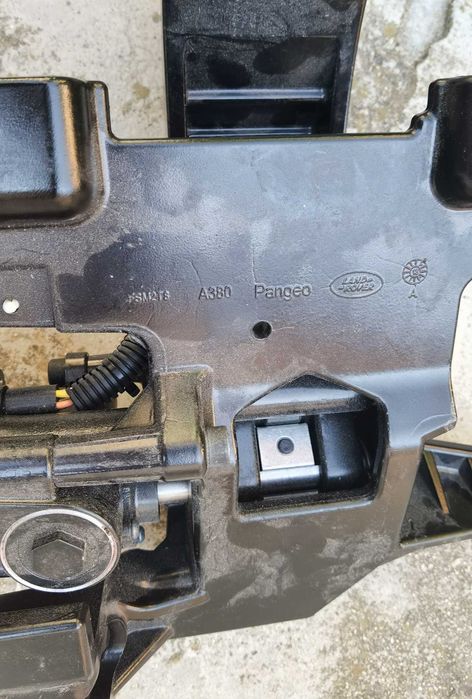 мотор за ел. степенка за  Land Rover Sport 2014- RH