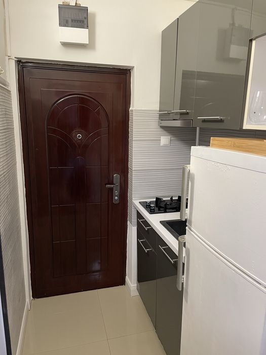 Garsoniera de inchiriat