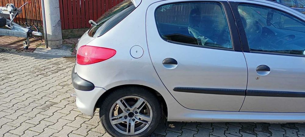 Se vinde Peugeot 206