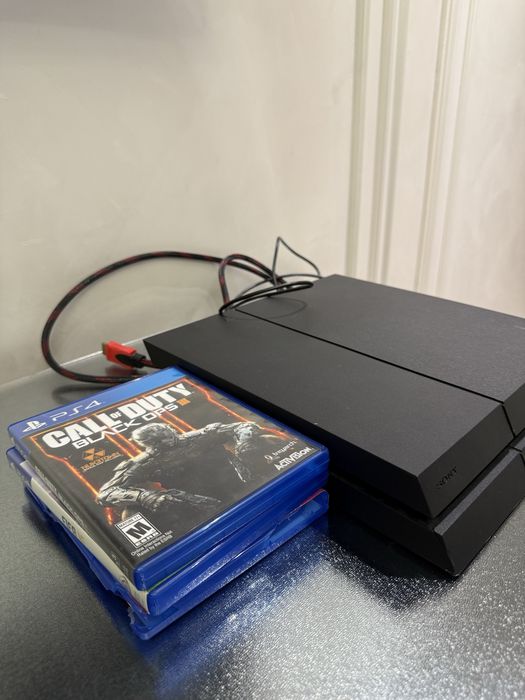 PlayStation 4, oddisi