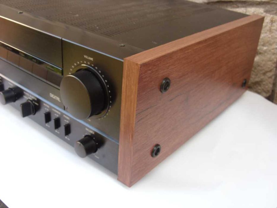 Amplifier Denon PMA-1520