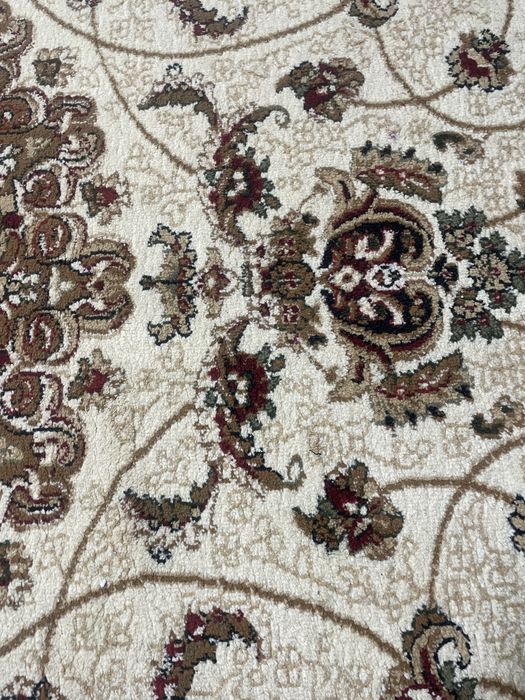 Ковер шерстяной плотный