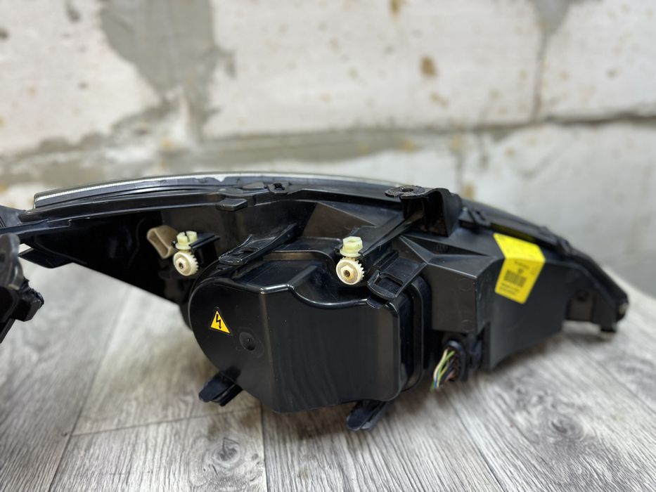 Фары Форд Фокус 1