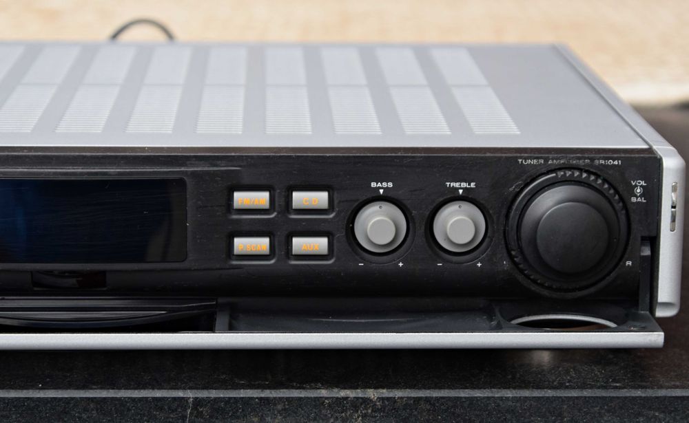 Amplificator Marantz SR 1041, amplituner