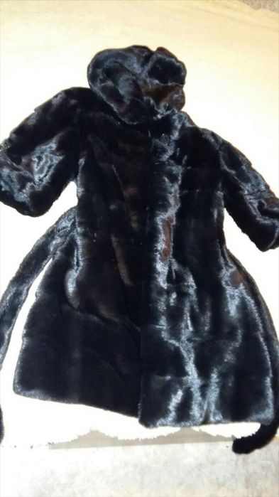Шуба норковая черная