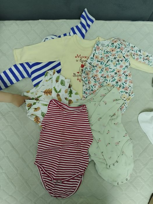 Продам детские вещи от 9 до 12 месяцев