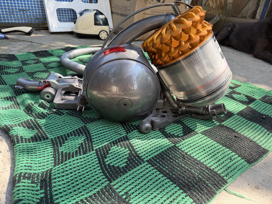 Dyson DC52 Cinetic Original — отличное состояние