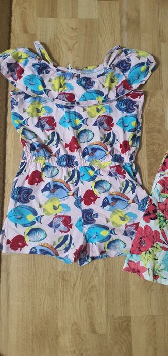 Вещи на девочку  маечки шортики сарафаны