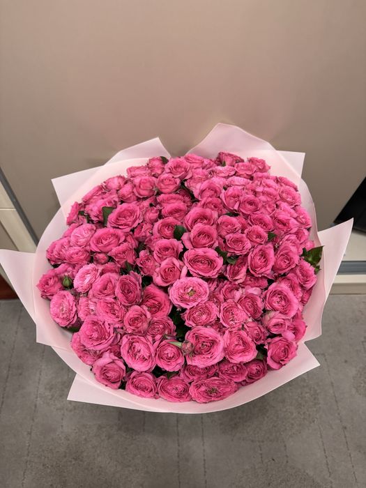 Цветы большой спрей розы