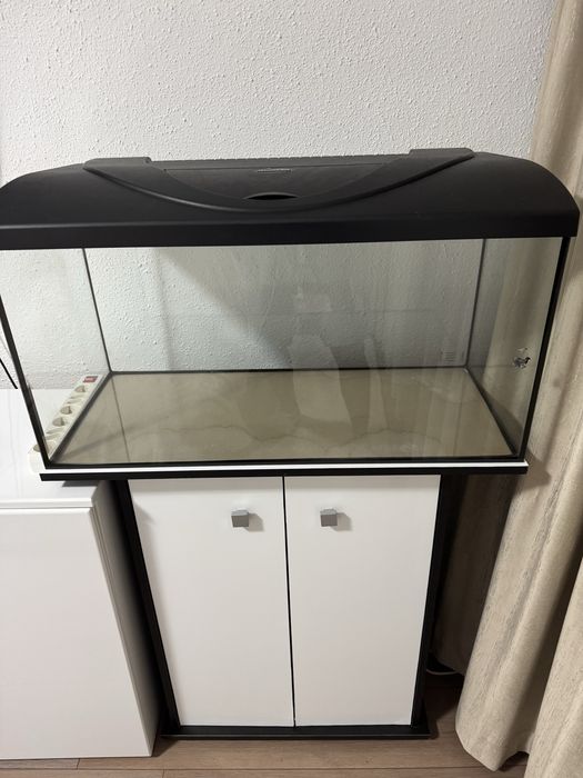 Acvariu 100 l cu stand