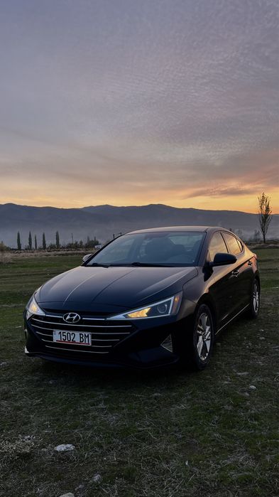 Hyundai Elantra 2019