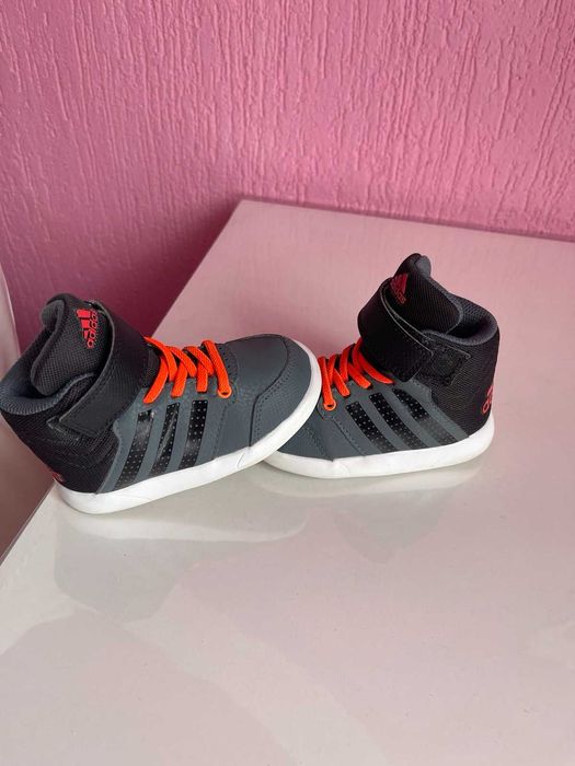 Детски маратонки Адидас