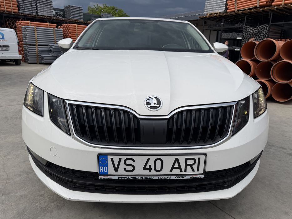 SKODA Octavia 2019 — imagine 3