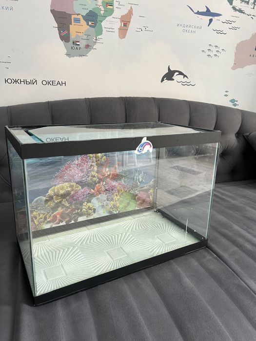 Продам аквариум 30-35 л
