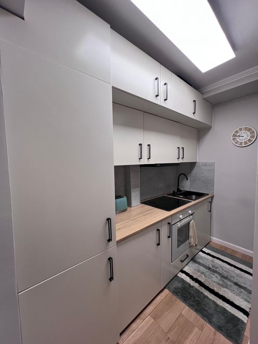 Garsonieră mobilată și utilitată