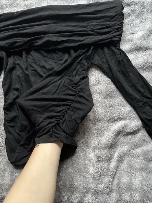 кофта с открытыми плечами