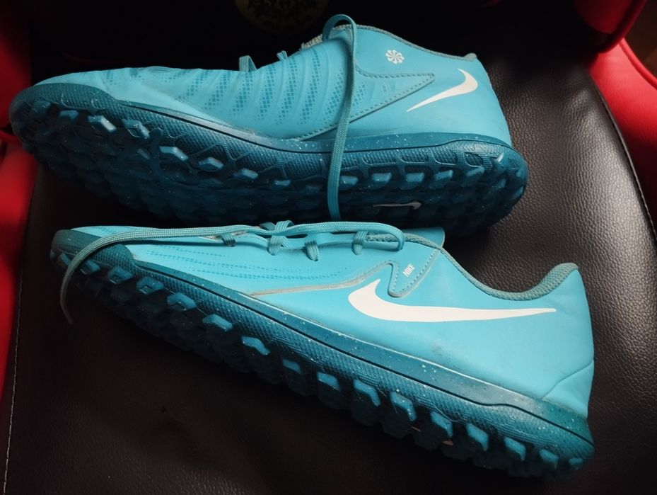 Ghete fotbal Nike ,41,cm 26