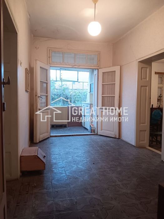 Едноетажна тухлена масивна къща – с. Лиляк !!!