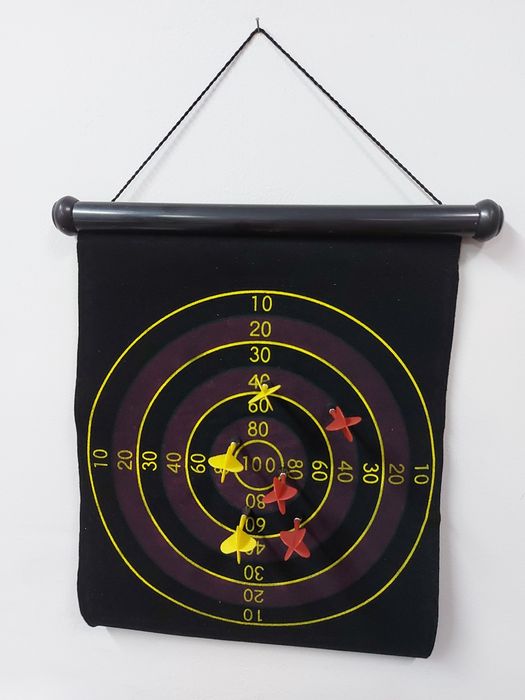 Дартс игра в кутия