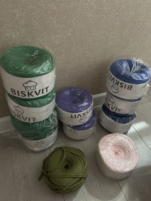 Трикотажная пряжа Bisvkit