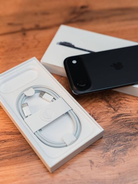 iPhone Air Black 256gb 100%