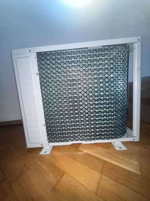 Aer conditionat Ferroli NOU - set complet 9000 BTU