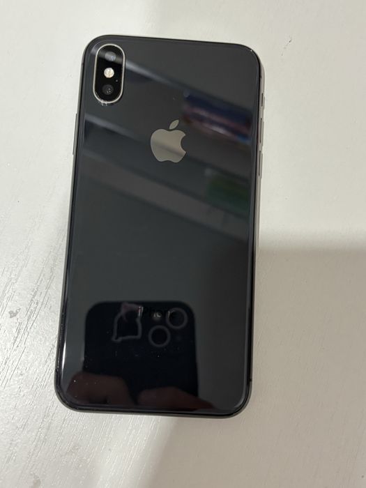 Продам Айфон 10(х)