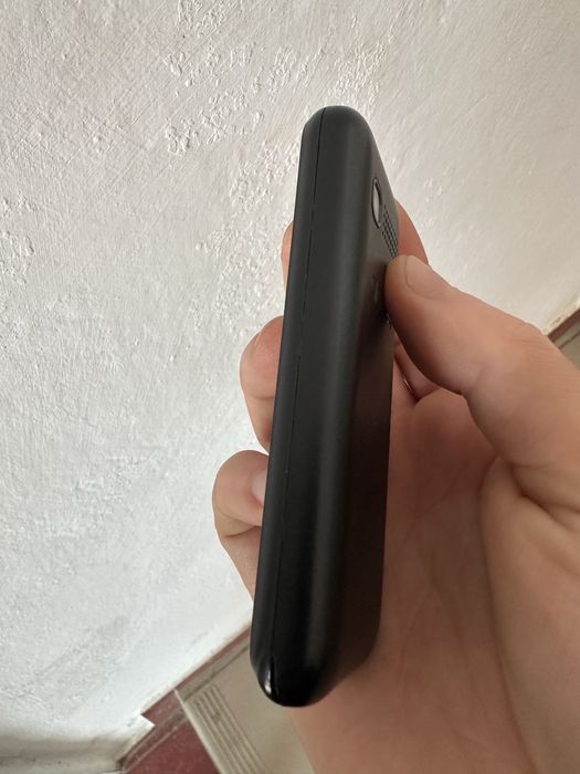 Telefon Alcatel (Dual SIM) – Simplu și Eficient