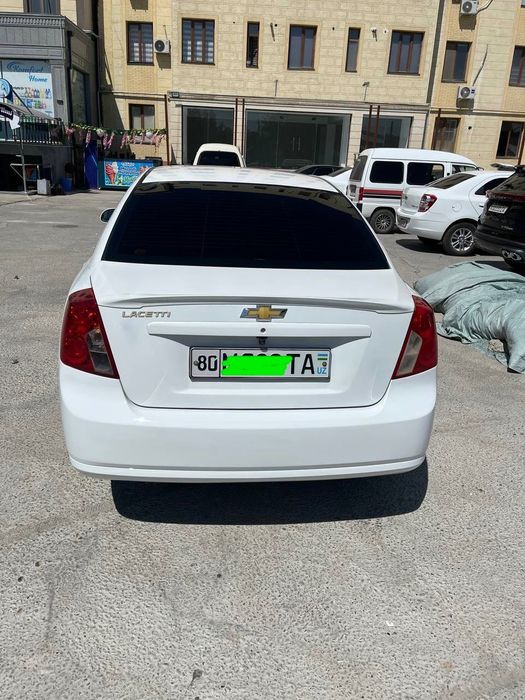 Chevrolet Jentra — yaxshi holatda!
