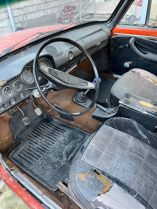 Жигули 21011 сотилади холати урта