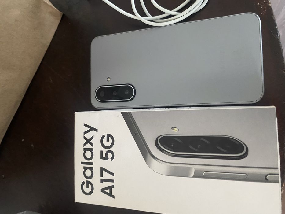 Samsung  Galaxy a 17 5G