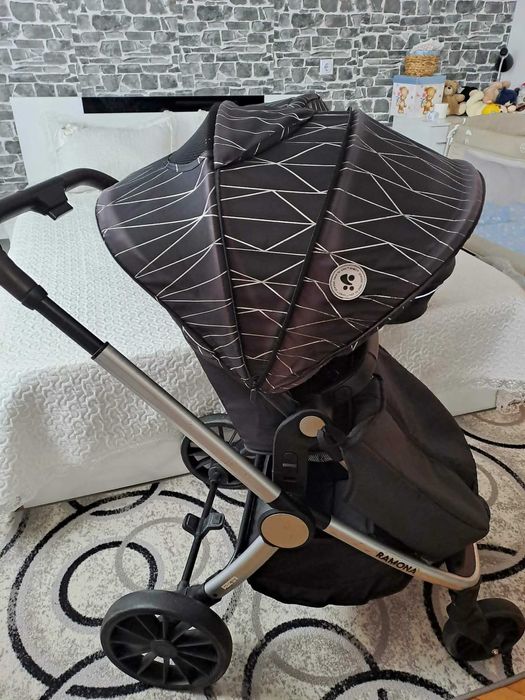 Детска количка...