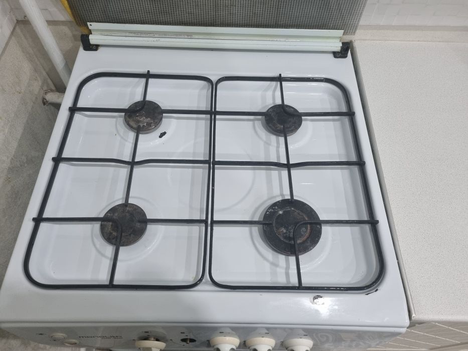 Продаётся газовая плита